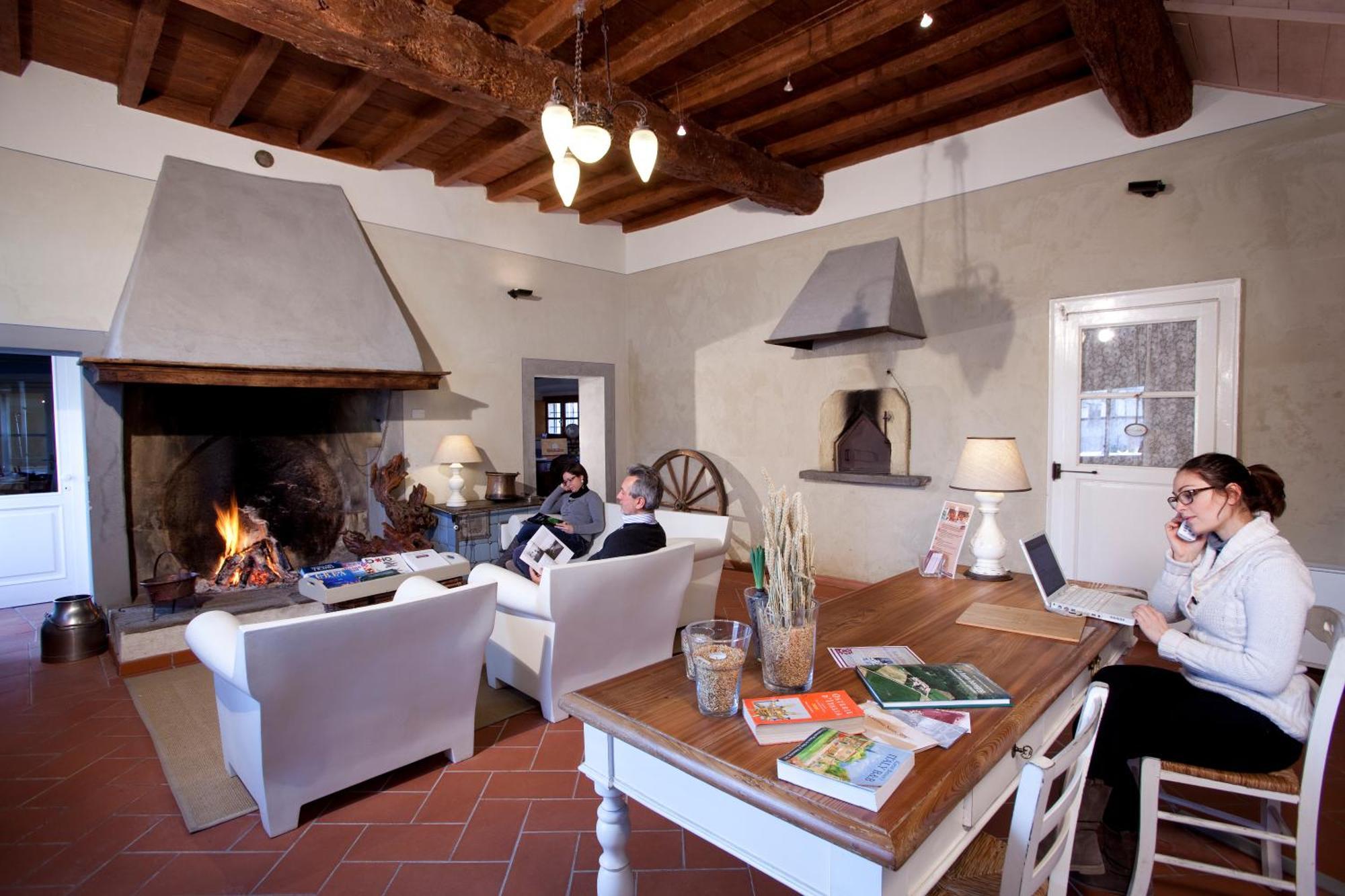 Agriturismo Cascina Caremma Besate Exterior foto