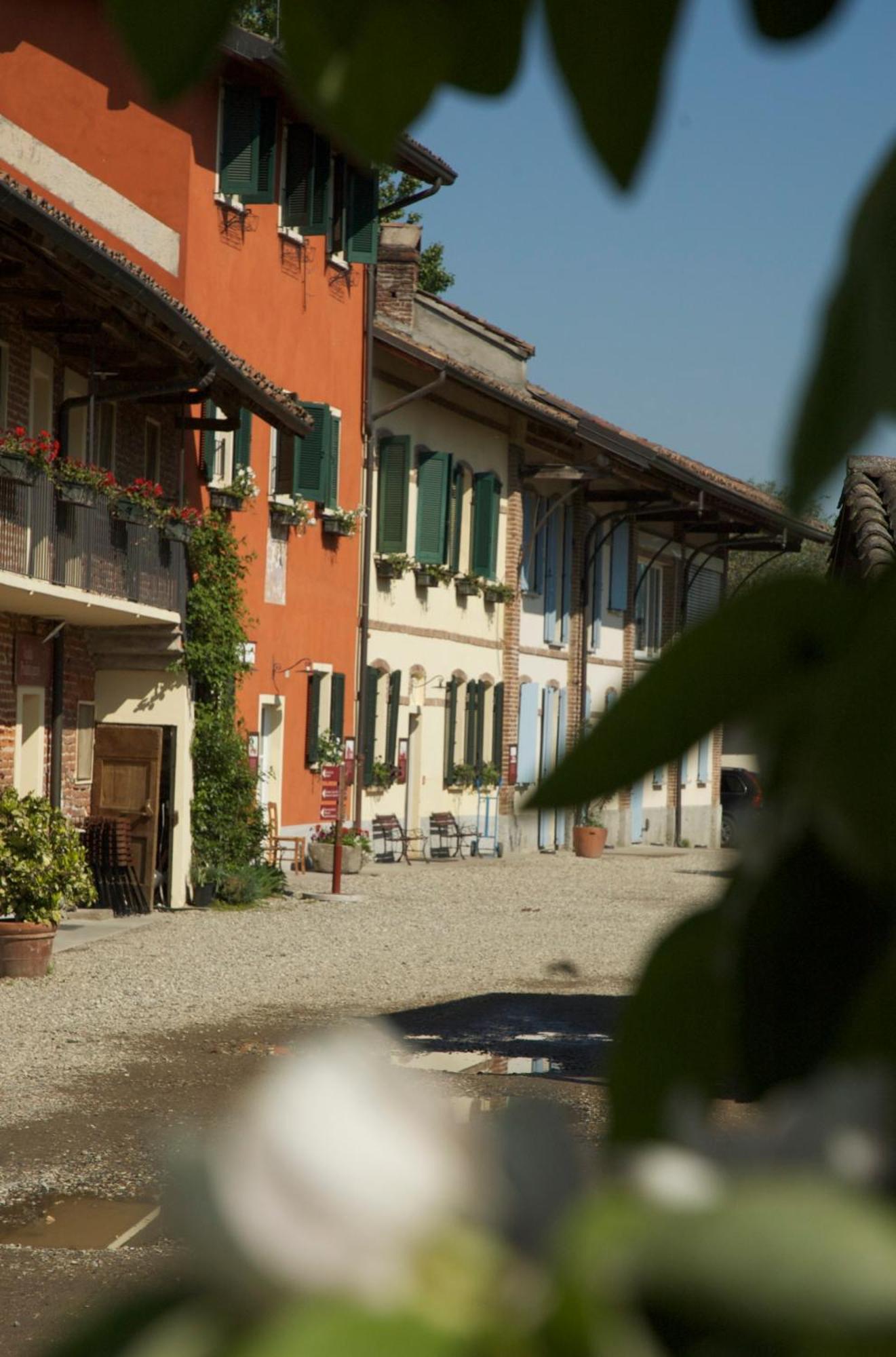 Agriturismo Cascina Caremma Besate Exterior foto